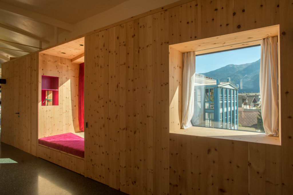 3_CA1_4439-HDR